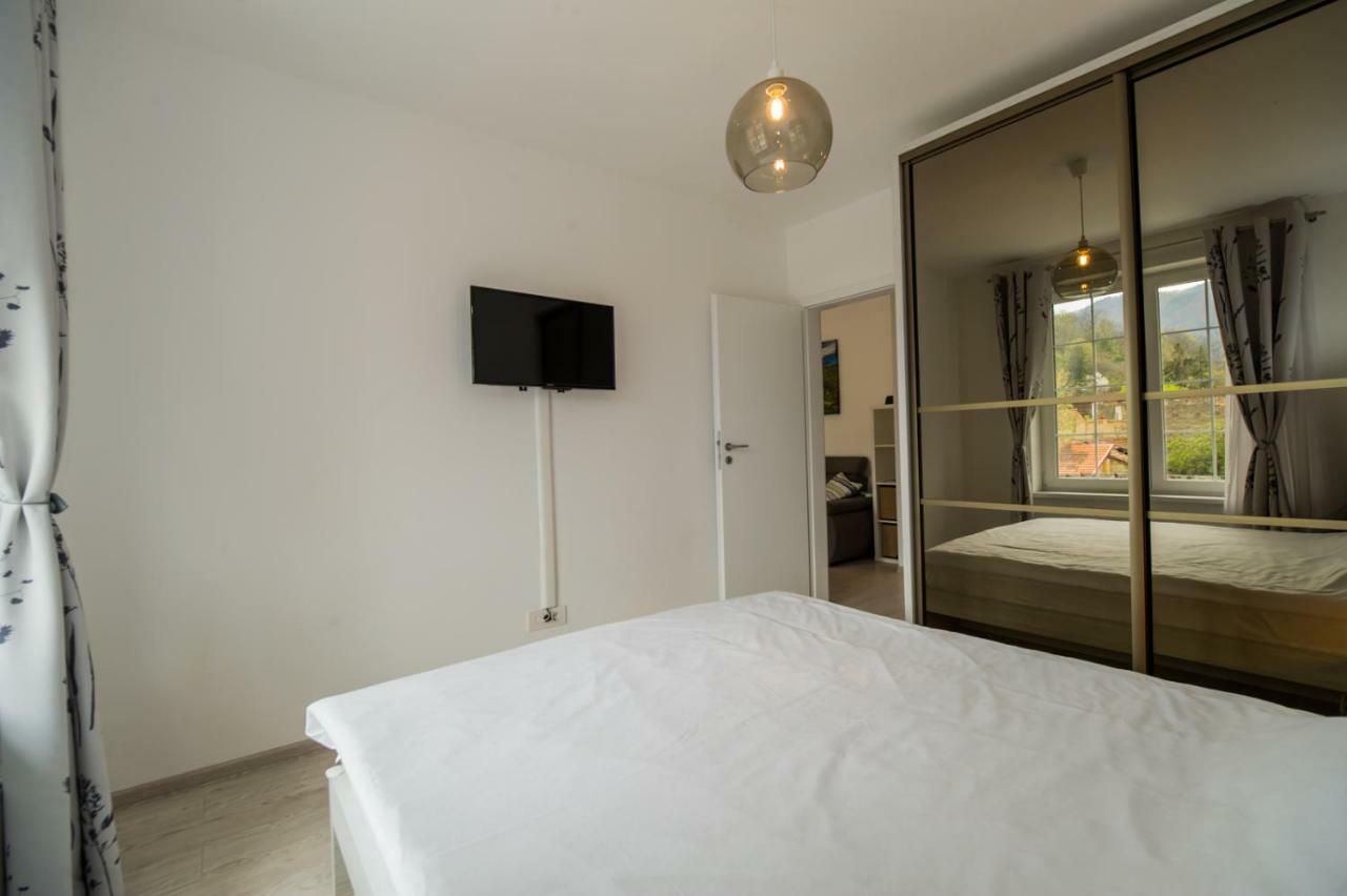 Schiller Apartment 57 - Free Private Parking 브라쇼브 외부 사진